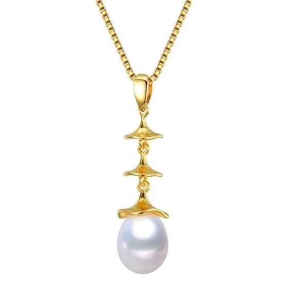 18K Gold Plated Sterling Silver Capped White Freshwater Pearl Drop Pendant - Picture 1 of 1